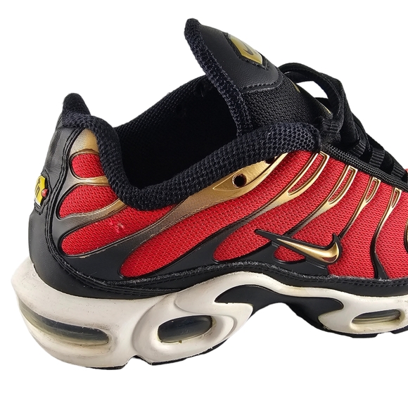 Nike Air Max Plus Red Gold Black Sneaker Running Shoes Women's Size 5.5 - Picture 11 of 16